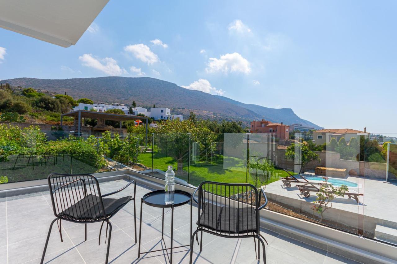 Queen'S Gem Luxury Villa - Heated Jacuzzi & Pool ヘルソニソス エクステリア 写真